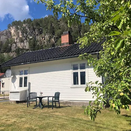 Cozy, Small House In The Heart Of Telemark Vakantiehuis *